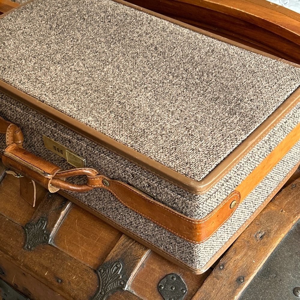 Vintage Hartmann Luggage 21 inch Suitcase